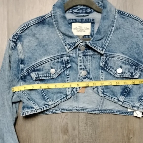 Ashley-Vintage Charm Acid Wash Denim Jacket - Blue - Picture 12 of 14